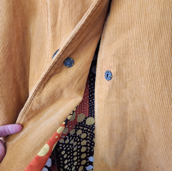Jolt/ Corduroy Jacket - Picture 5 of 9